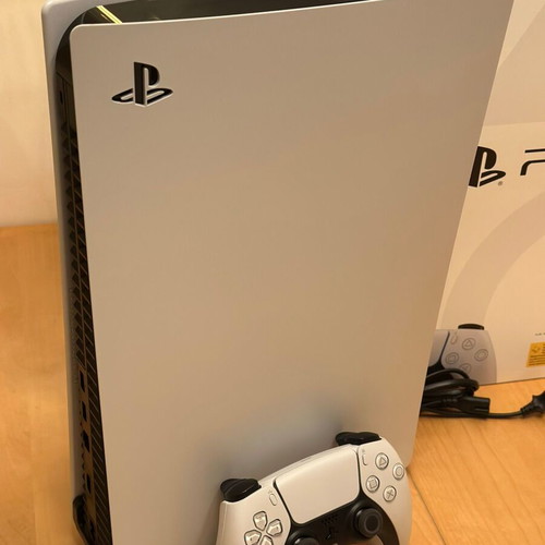PlayStation 5 and DualSense like new, with box, 1TB