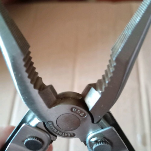 Leatherman Pocket Survival Multi Tool like new, made in USA 1998