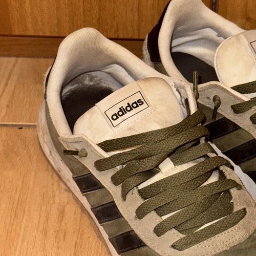 Adidas sneakers size 44, like new, khaki and black