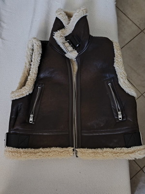 Zara brown leather vest like new, size L