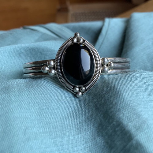 Silver handmade bracelet with black onyx, new