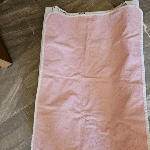 Changing pad and 3 high-quality seltedakia used
