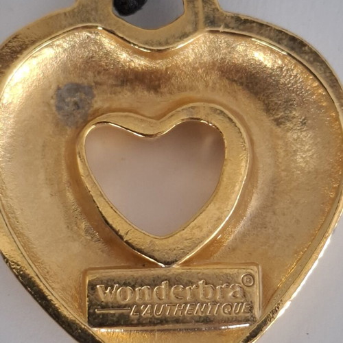 Wonderbra vintage heart pendant gold, like new