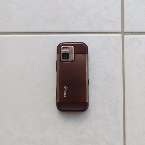 Nokia N97 mini σε άριστη κατάσταση, λειτουργικό, χρυσαφί