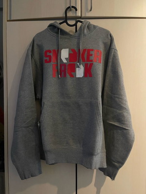 Sneaker freak sweatshirt like new, gray, size M