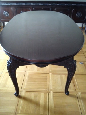 Dining table used solid wood with carved legs and 6 chairs
