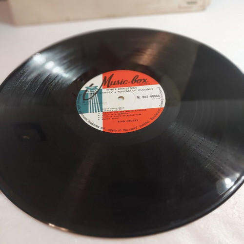 White Christmas vinyl used with Bing Crosby and Rosemary Clooney