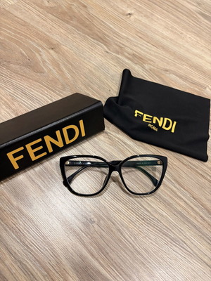 Fendi FE50013I 001 γυαλιά οράσεως, μαύρα, φακοί -1,50 διόπτρες