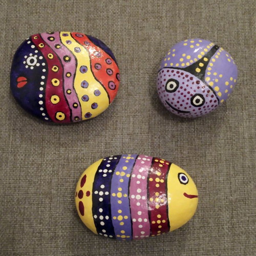 Set of 3 handmade painted stones new, colorful
