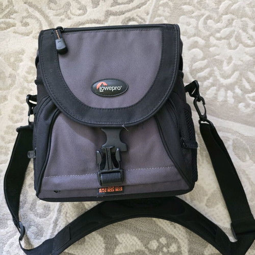 Lowepro Nova 2 AW camera bag used