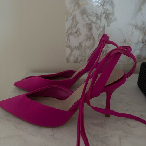 Zara pointed pink pumps used, size 38, low heel