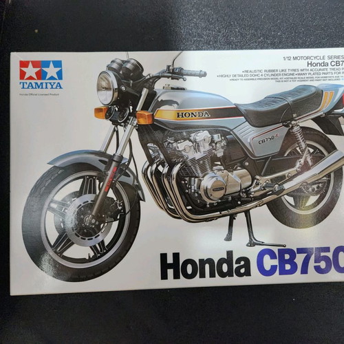 Tamiya Honda CB750 Boldor model kit new 1/12