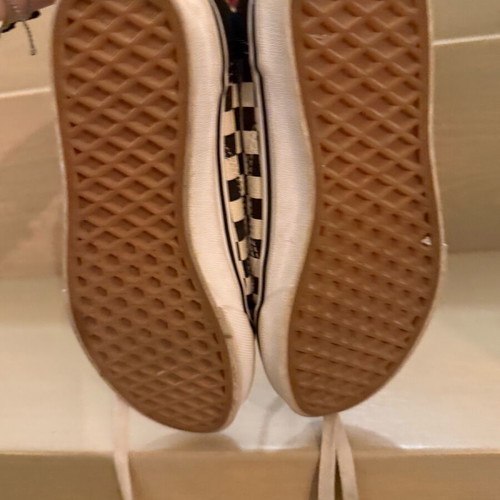 Vans checkerboard kids shoes size 33 like new
