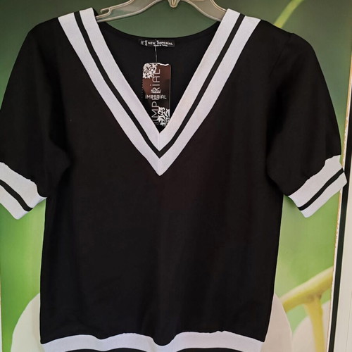 Short blouse v neck New Imperial black and white, size XL