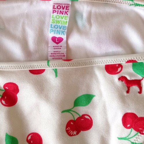 Victoria's Secret bikini bottom new with cherry print, Large