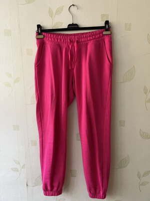 Cyclamen sports pants with elastic and pockets, like new, sizes S/M, 60% cotton
