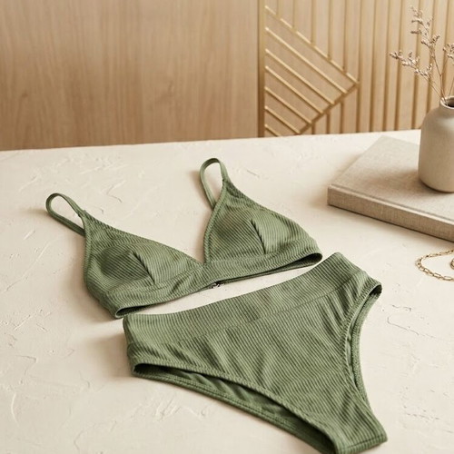 Green ribbed bikini set used, size S/M by GIGI BIKINI