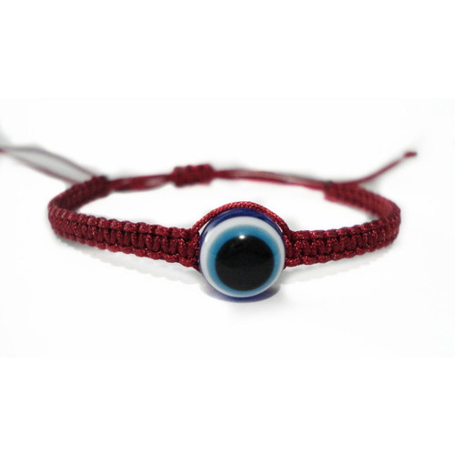 Macrame bracelet with round eye new