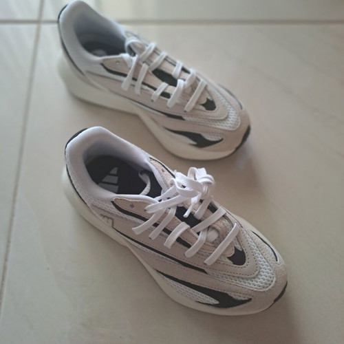 Adidas sneakers new, size 36, white and beige