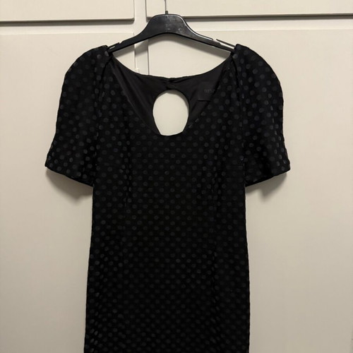 In Wear dress like new, winter quality, black size M