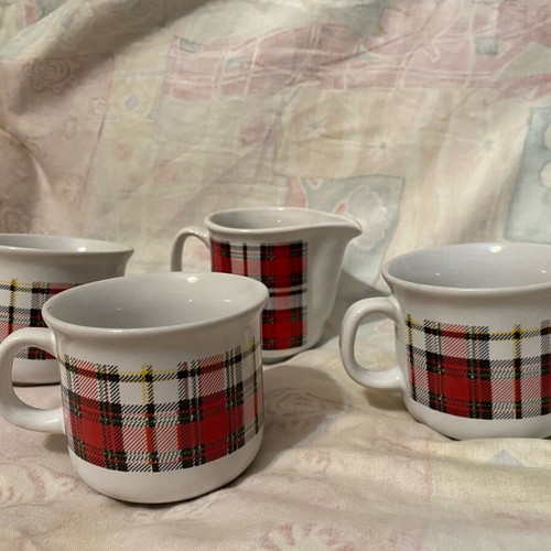 Polish mugs and milk jug set of 4 pieces