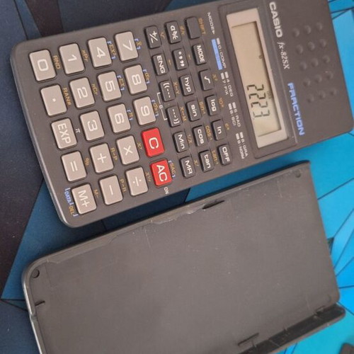 Casio fx-82SX Fraction scientific calculator like new