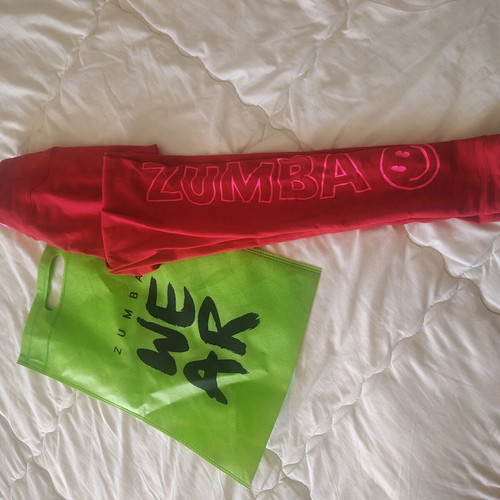 Zumba Wear red leggings new, size S
