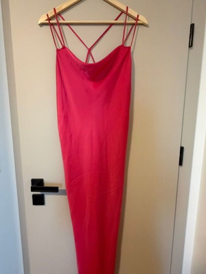 Zara satin dress like new, red and raspberry color, size S