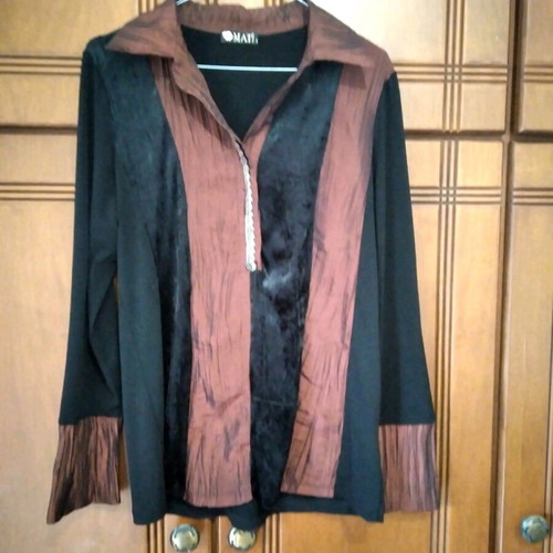 Mati women's shirt with elastic fit, size M, like new, black-brown