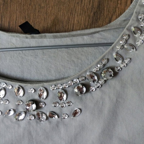Benetton dress size M like new, grey with embroidery