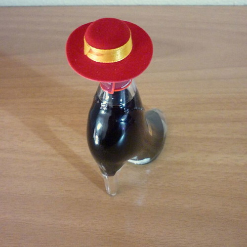 Souvenir miniature shoe with Spanish hat from Barcelona new