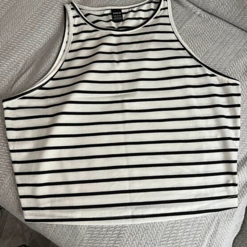 Shein sleeveless tops like new, pack of 5, multicolor, size L