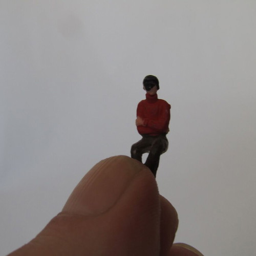 Subbuteo 5 painted spectators used