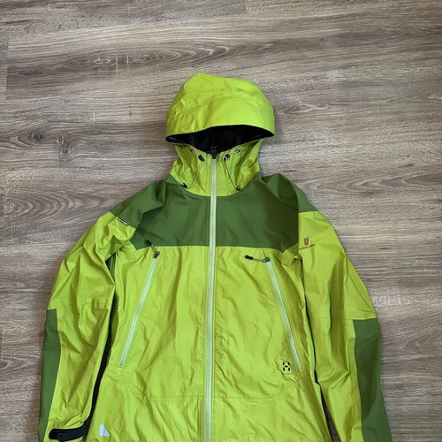 Haglöfs GoreTex Paclite Unlimited Jacket size S like new, green