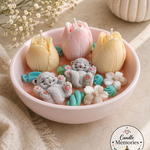 Handmade scented candle with kittens, soy wax, reusable porcelain container