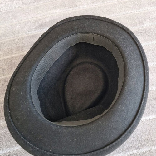 Fedora hat black, 100% cotton, like new