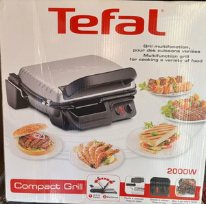 Tefal GC3050 Ultra Compact 600 Τοστιέρα Γκριλιέρα 2000W Inox