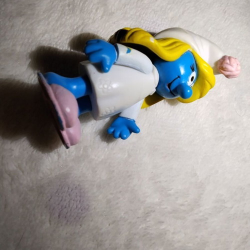 Smurfette figure Jakks Pacific 2009 used with movable joints