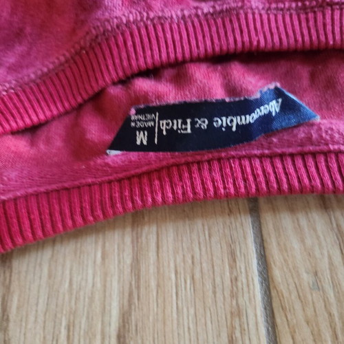 Abercrombie & Fitch women's velvet sweatshirt, like new, red, size M