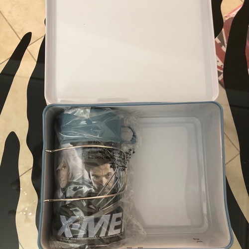 X-MEN X2 MOVIE TIN LUNCHBOX with METAL DRINK CONTAINER INCLUDED NEW NEVER USED MARVEL