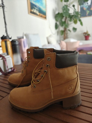 Timberland Kinsley ankle boots size 39, orange