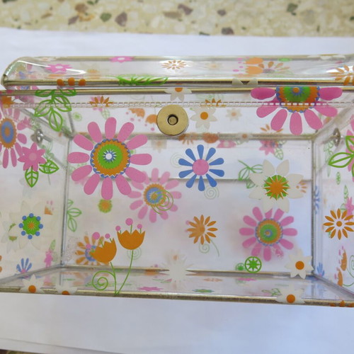 Transparent children's plastic storage box/jewelry box used, multicolored
