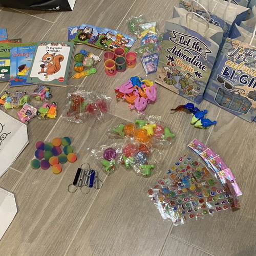 Surprise bags with new children's toys, pack of 10