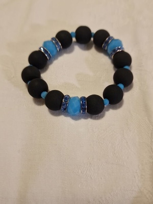 Bracelet with synthetic lava and crystals, like new, black
