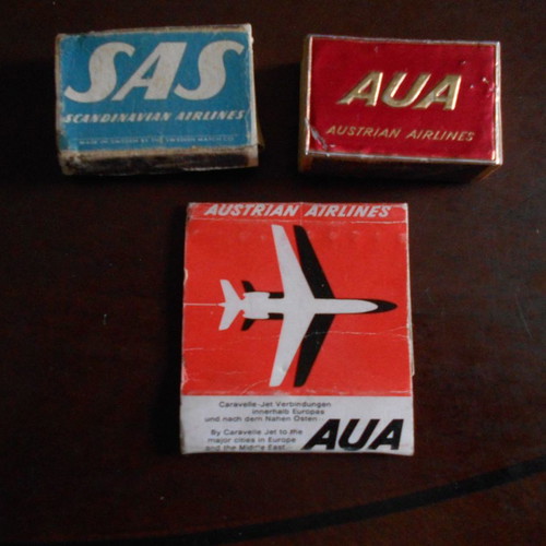 Airplane promotional items used, 3 matchboxes and 2 napkins