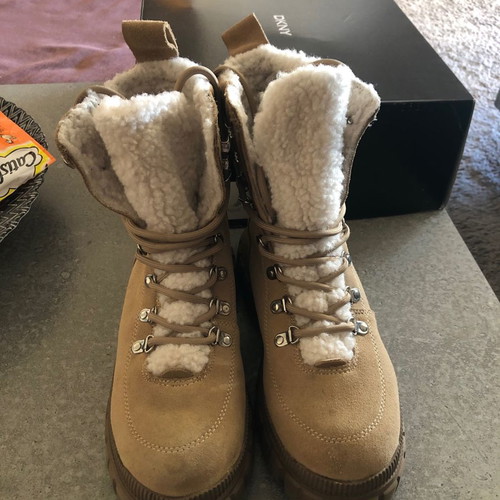 DKNY beige suede ankle boots used size 39