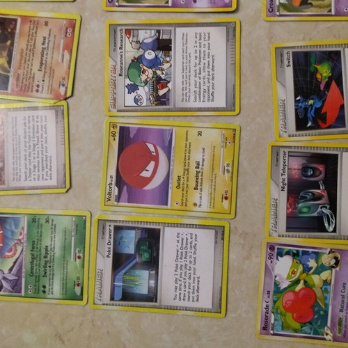 Pokemon cards like new, pack of 17