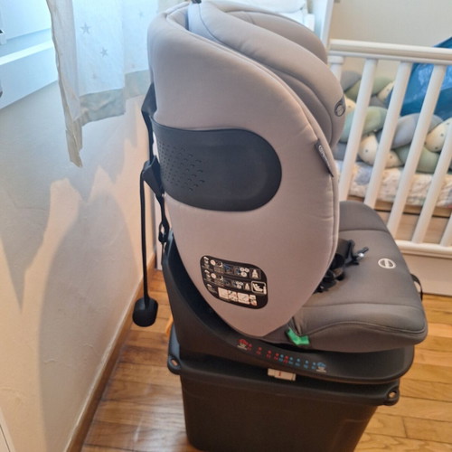 Chipolino Motion i-Size car seat with Isofix, granite