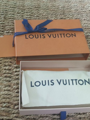 LOUIS VUITTON “BRAZZA WALLET”