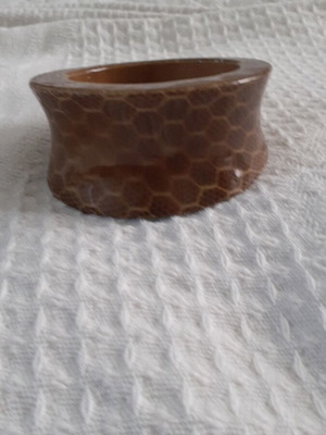 Horn bracelet like new, inner diameter 6.5 cm